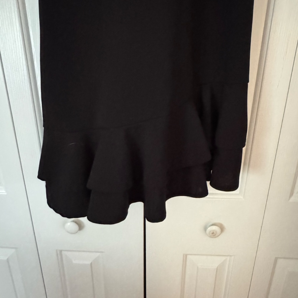 Amazon - Ruffe Dress - Picture 2 of 4